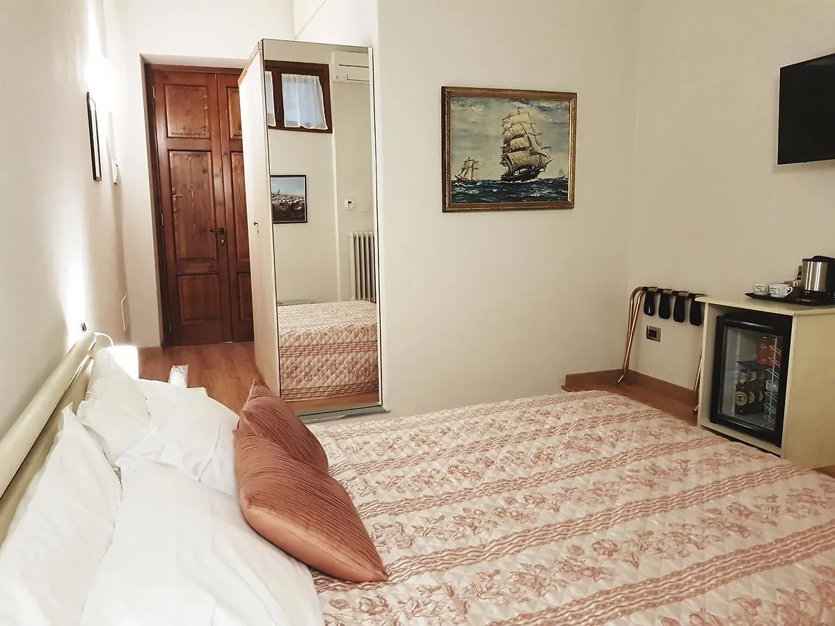 Lady Luna B&B Florence Bed & Breakfast
