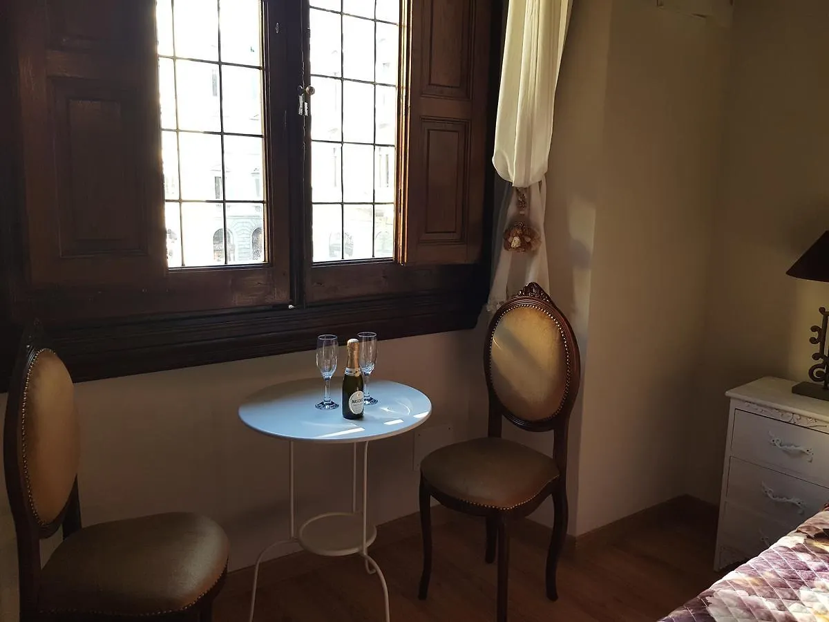 Lady Luna B&B Florence